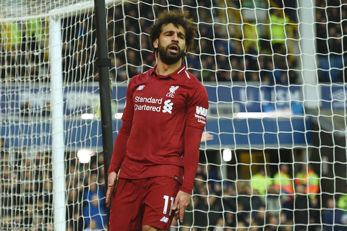 ليفربول يفرط في الصدارة