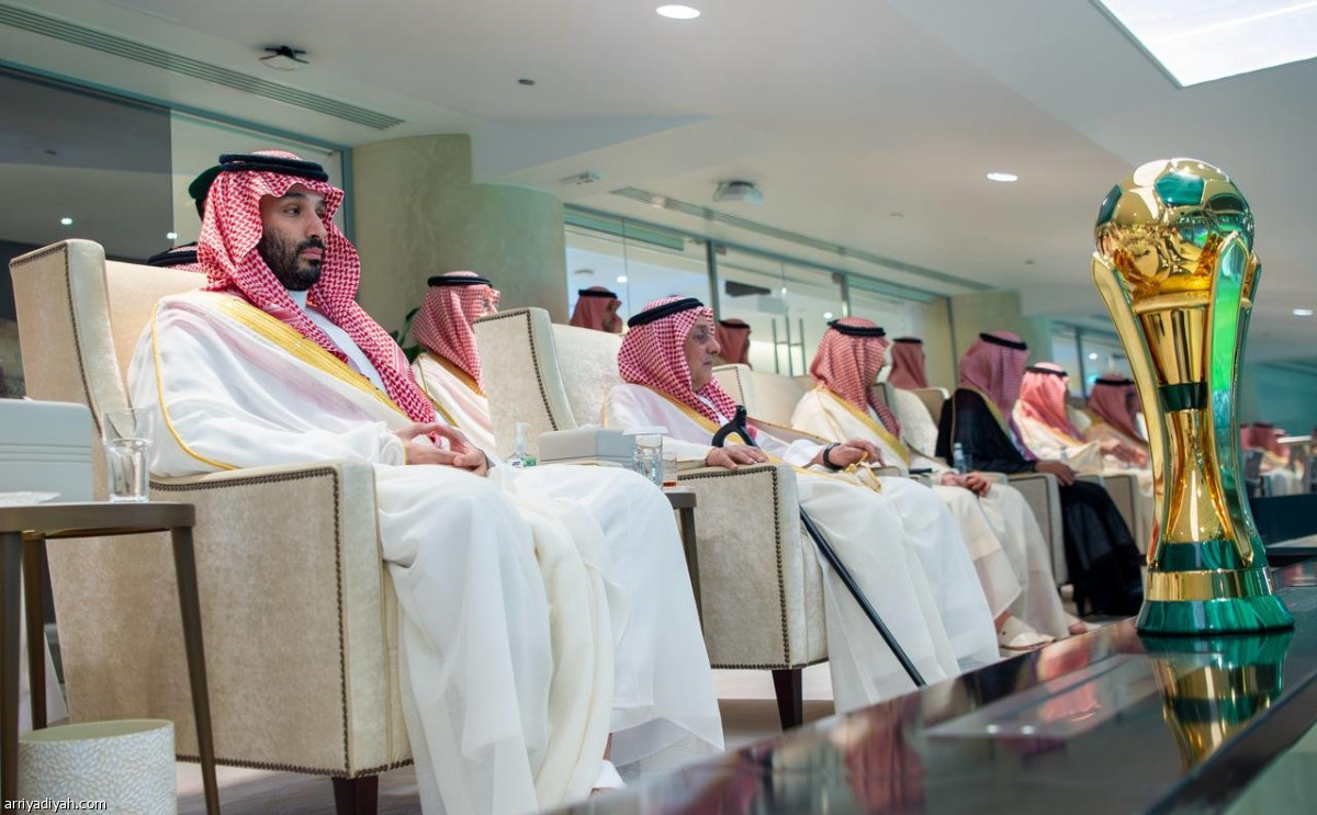 ولي العهد يتوج الأبطال