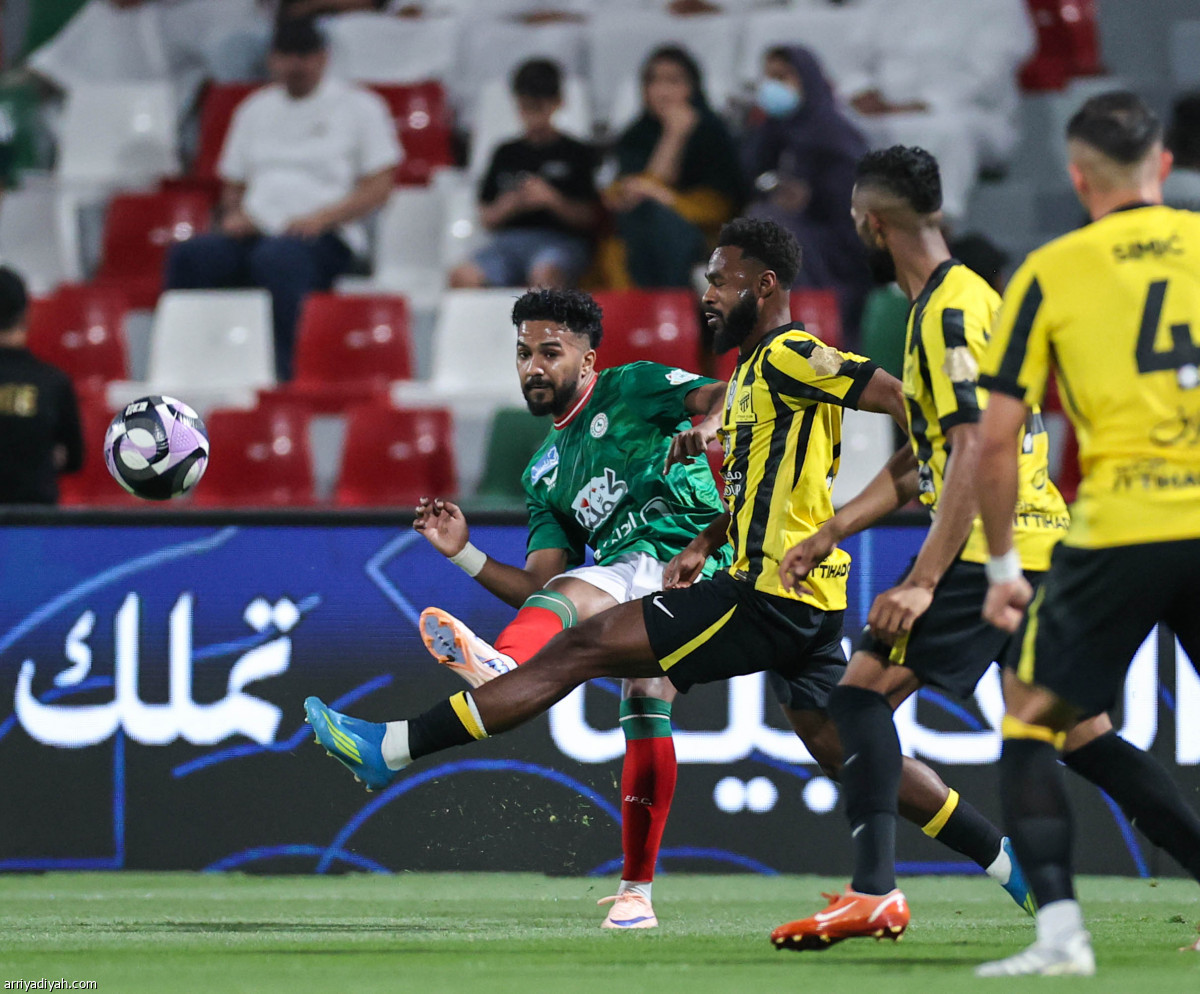 الاتحاد يقترب