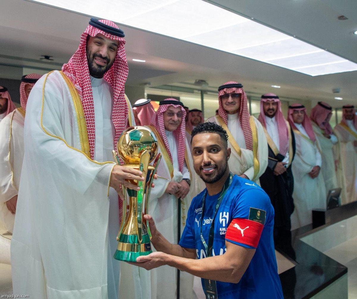 ولي العهد يتوج الأبطال