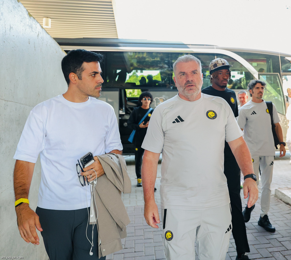 النصر يبدأ بخسارة