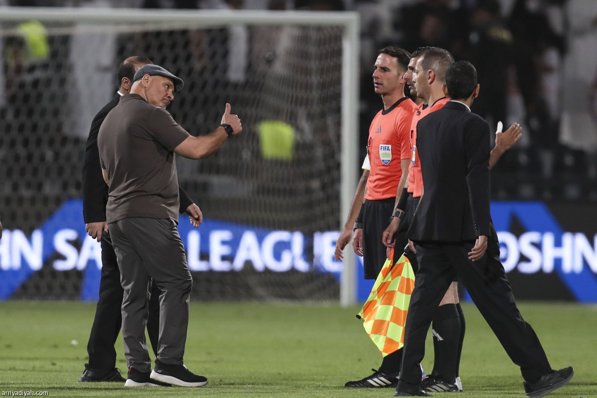 النصر يستفيق بالأربعة